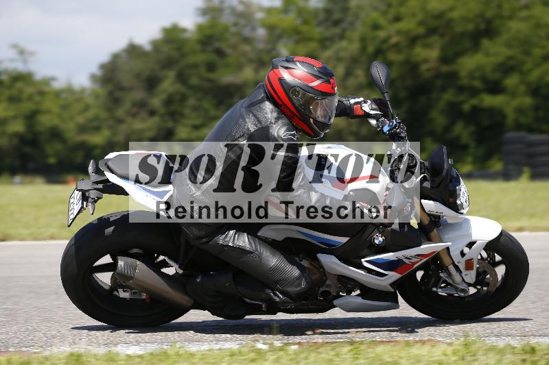 /Archiv-2024/29 12.06.2024 MOTO.CH Track Day ADR/Gruppe gelb/89